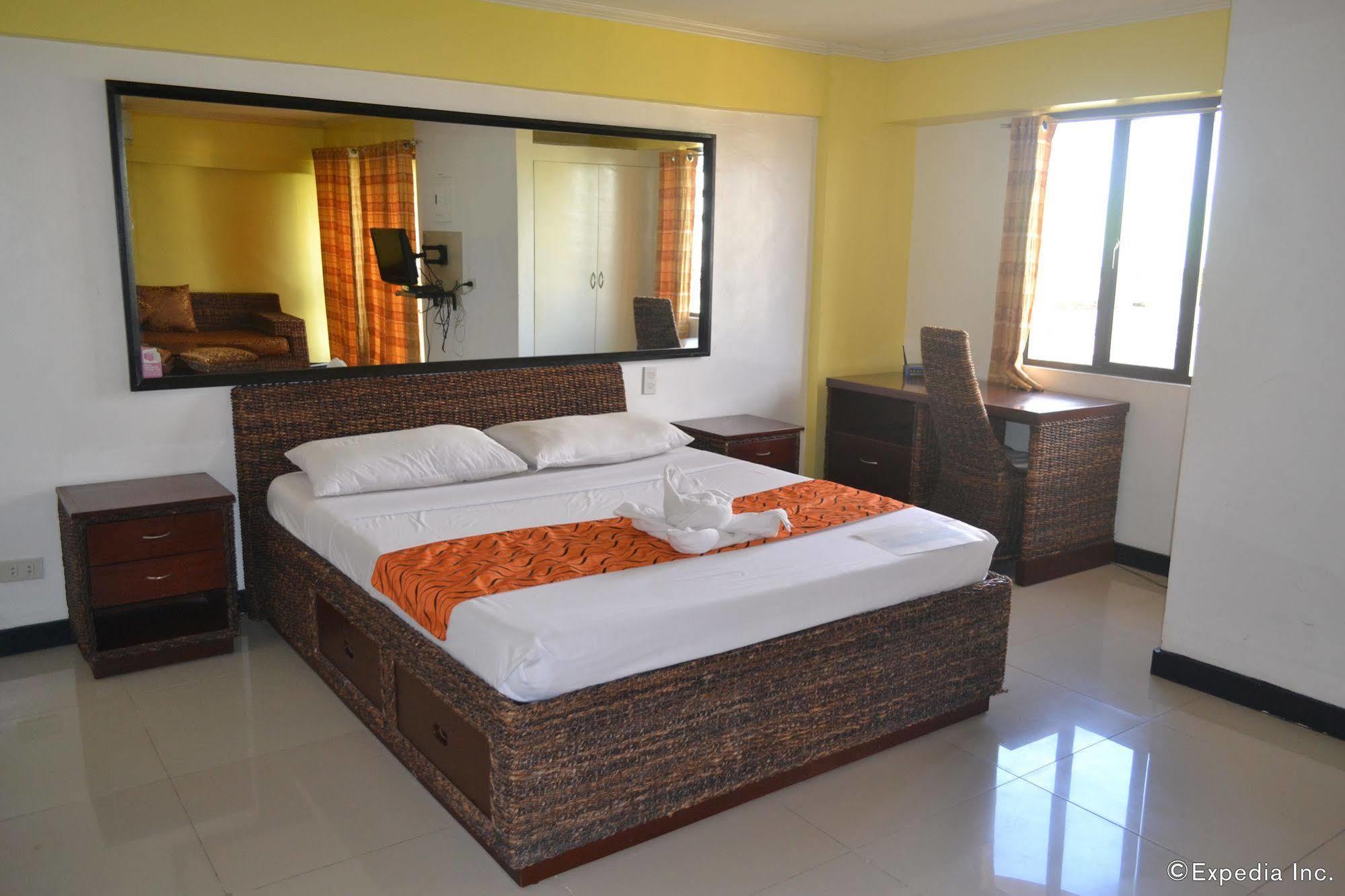 Sdr Serviced Apartments Cebu Exterior foto